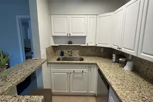 925 NE 17th Ave, Fort Lauderdale, FL 33304 - Photo 3