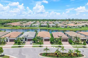 7885 Ironwood Way, Parkland, FL 33067 - Photo 45