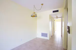 3160 Lake Osborne Dr, Lake Worth Beach, FL 33461 - Photo 5