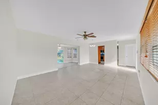 301 N 65th Way, Hollywood, FL 33024 - Photo 9