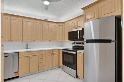 3057 Yarmouth C, Boca Raton, FL 33434 - Photo 5