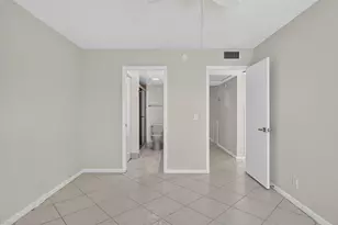 3057 Yarmouth C, Boca Raton, FL 33434 - Photo 13