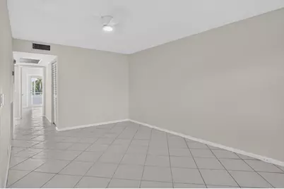 3057 Yarmouth C, Boca Raton, FL 33434 - Photo 9