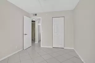 3057 Yarmouth C, Boca Raton, FL 33434 - Photo 19
