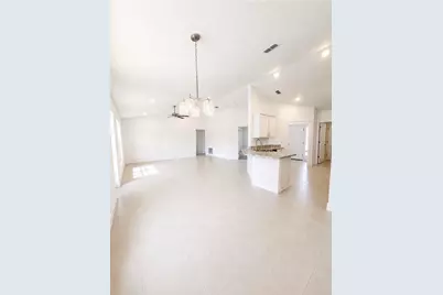 2801 E Louise Circle, Port Saint Lucie, FL 34953 - Photo 9