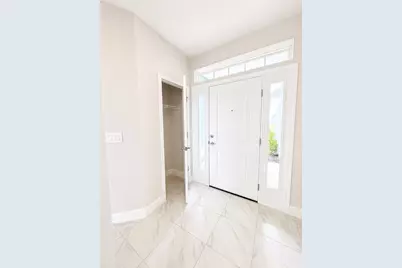 2801 E Louise Circle, Port Saint Lucie, FL 34953 - Photo 3