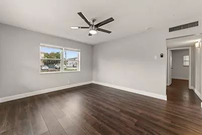 732 SE 15th Street #Apt 1, Fort Lauderdale, FL 33316 - Photo 9