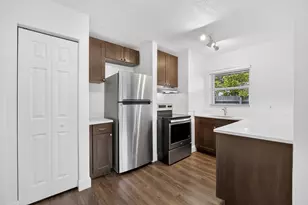 732 SE 15th St, Fort Lauderdale, FL 33316 - Photo 1