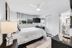 216 Lake Dora Dr, West Palm Beach, FL 33411 - Photo 15