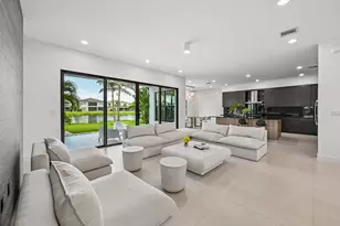 17070 Rainbow Fls Trl, Boca Raton, FL 33496 - Photo 9