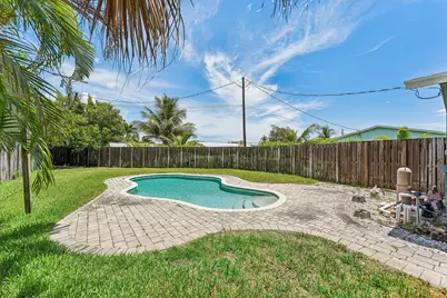 301 SE 3rd Street, Deerfield Beach, FL 33441 - Photo 29