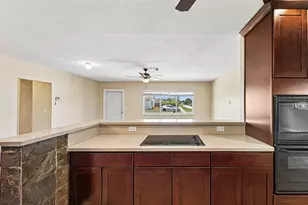 301 SE 3rd St, Deerfield Beach, FL 33441 - Photo 13