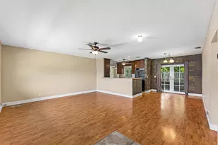 301 SE 3rd St, Deerfield Beach, FL 33441 - Photo 7