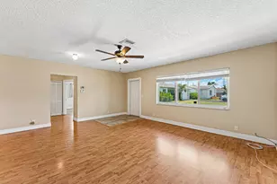 301 SE 3rd St, Deerfield Beach, FL 33441 - Photo 5