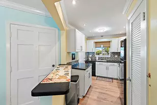 4 Westwood Ave, Jupiter, FL 33469 - Photo 13