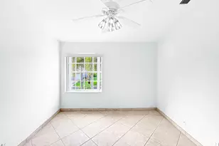 7880 Laina Ln, Boynton Beach, FL 33437 - Photo 11