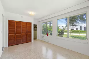 1725 N Lakeside Dr, Lake Worth, FL 33460 - Photo 21
