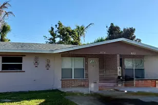 924 Skylark Dr, Fort Pierce, FL 34982 - Photo 1