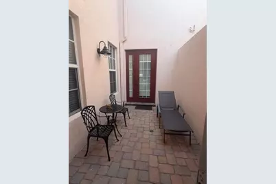 8288 NW 9th Avenue, Boca Raton, FL 33487 - Photo 17