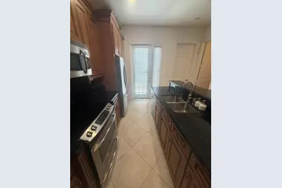 8288 NW 9th Avenue, Boca Raton, FL 33487 - Photo 9