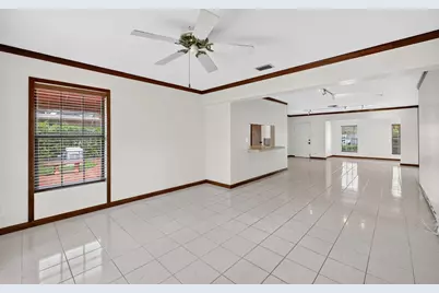 2060 Tropic Isle, Lauderdale by the Sea, FL 33062 - Photo 15