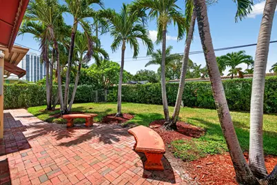 2060 Tropic Isle, Lauderdale by the Sea, FL 33062 - Photo 69