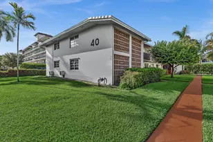 40 SE 13th St, Boca Raton, FL 33432 - Photo 3