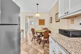 40 SE 13th St, Boca Raton, FL 33432 - Photo 17