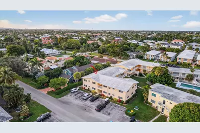 2755 NE 28th Avenue #E2, Lighthouse Point, FL 33064 - Photo 29