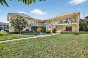 2755 NE 28th Ave, Lighthouse Point, FL 33064 - Photo 1