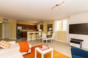 2001 N Ocean Blvd, Fort Lauderdale, FL 33305 - Photo 13