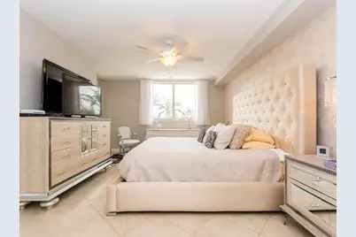 2001 N Ocean Boulevard #202, Fort Lauderdale, FL 33305 - Photo 13
