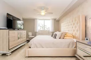 2001 N Ocean Blvd, Fort Lauderdale, FL 33305 - Photo 13