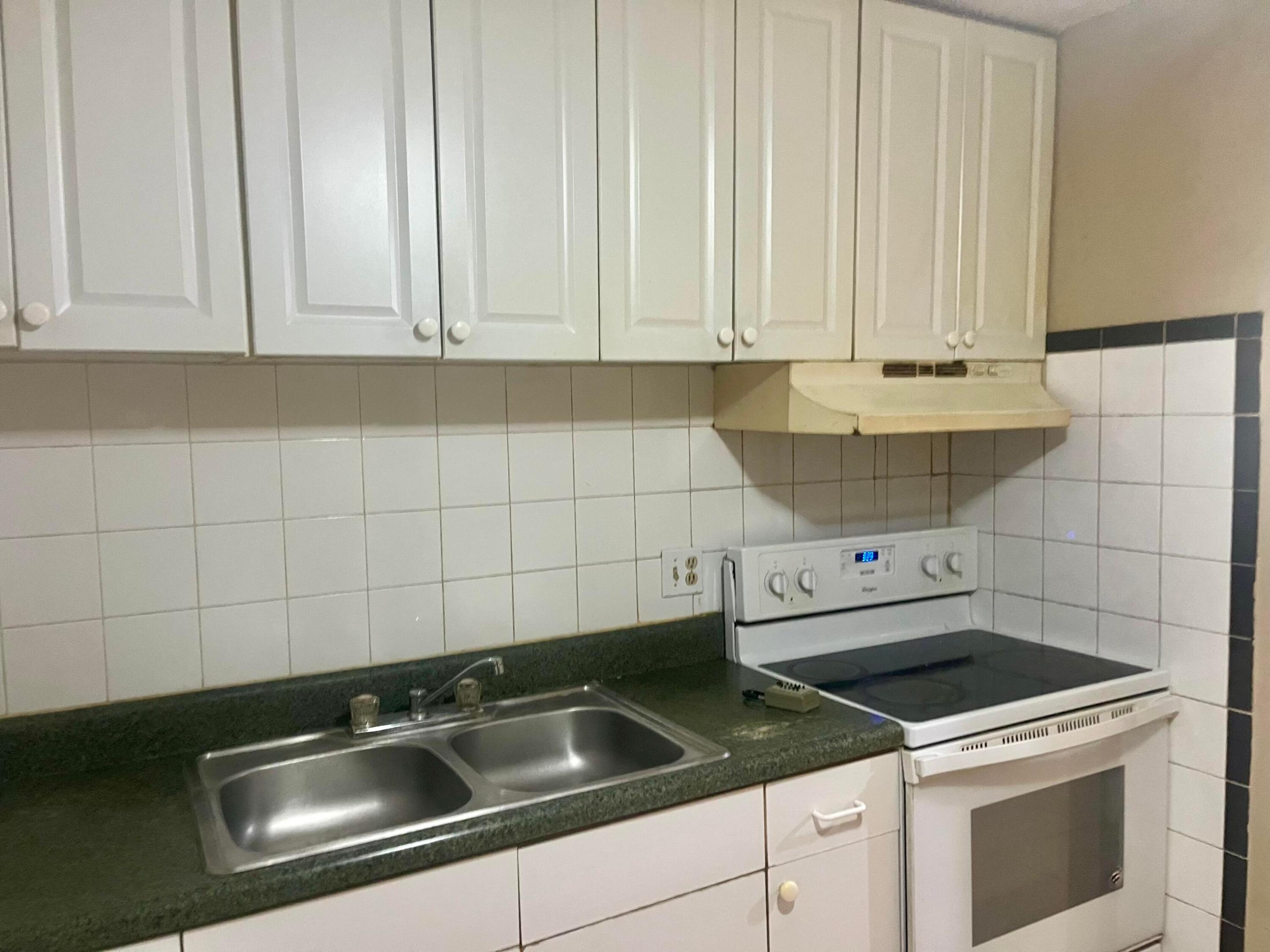 850 E Commercial Blvd #223c - 850 E Commercial Blvd #223c, Oakland Park, FL 33334 Luxury Property | Jose Angel Pina