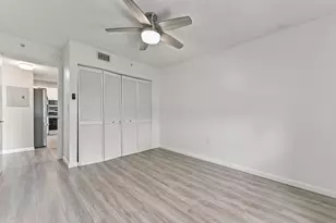 2711 Ocean Club Blvd, Hollywood, FL 33019 - Photo 15