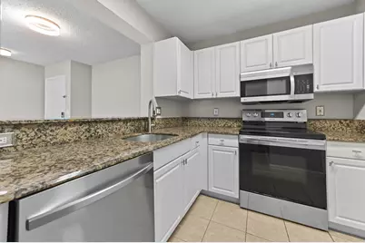 2711 Ocean Club Boulevard #207, Hollywood, FL 33019 - Photo 9