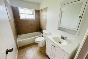 6400 NW 30th St, Sunrise, FL 33313 - Photo 9