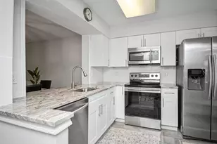 7351 Kinghurst Dr, Delray Beach, FL 33446 - Photo 3