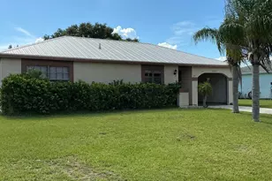 1537 SE Arenson Ln, Port Saint Lucie, FL 34952 - Photo 1