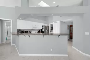521 Cypress Cir, Tequesta, FL 33469 - Photo 5