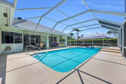 521 Cypress Circle, Tequesta, FL 33469 - Photo 11