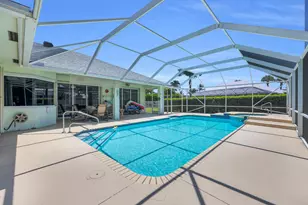 521 Cypress Cir, Tequesta, FL 33469 - Photo 11
