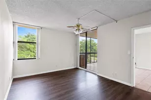 8429 Forest Hills Dr, Coral Springs, FL 33065 - Photo 9