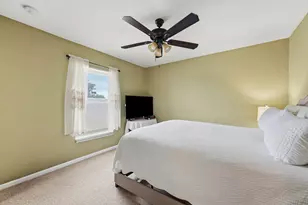 1098 SW Sudder Ave, Port Saint Lucie, FL 34953 - Photo 21