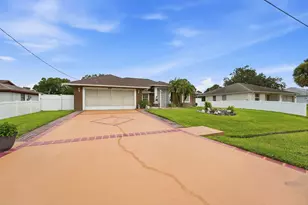 1098 SW Sudder Ave, Port Saint Lucie, FL 34953 - Photo 3