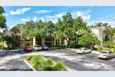 9460 Meadowood Drive #104, Fort Pierce, FL 34951 - Photo 3
