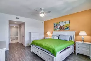 2650 Lake Shore Dr, Riviera Beach, FL 33404 - Photo 13