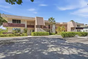 3001 S Palm Aire Dr, Pompano Beach, FL 33069 - Photo 21