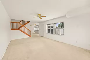 2927 SW Lakemont Pl, Palm City, FL 34990 - Photo 9
