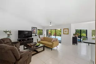 2719 Oak Tree Ln, Oakland Park, FL 33309 - Photo 5